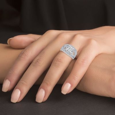 925 Sterling Silver Curved Pavé Round CZ Wedding Band